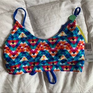 Geometric Athletic Bathing Suit Top